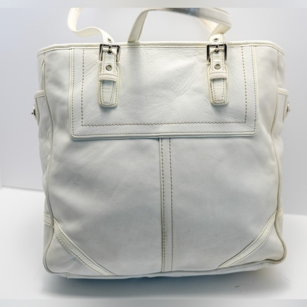 COACH Y2K White Tote Bag - Picture 2 of 7